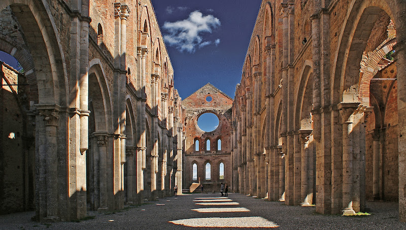 Luci e ombre a S. Galgano di mariarosa-bc