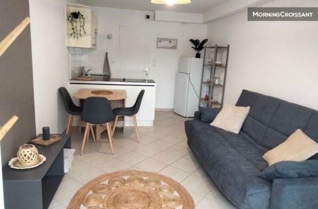 Location meublée appartement 1 pièce 24 m² à Amiens (80000), 450 €