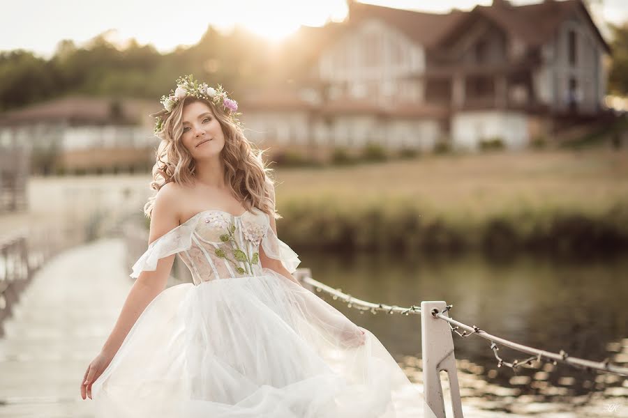 Fotografo di matrimoni Natalya Kotukhova (photo-tale). Foto del 11 dicembre 2019