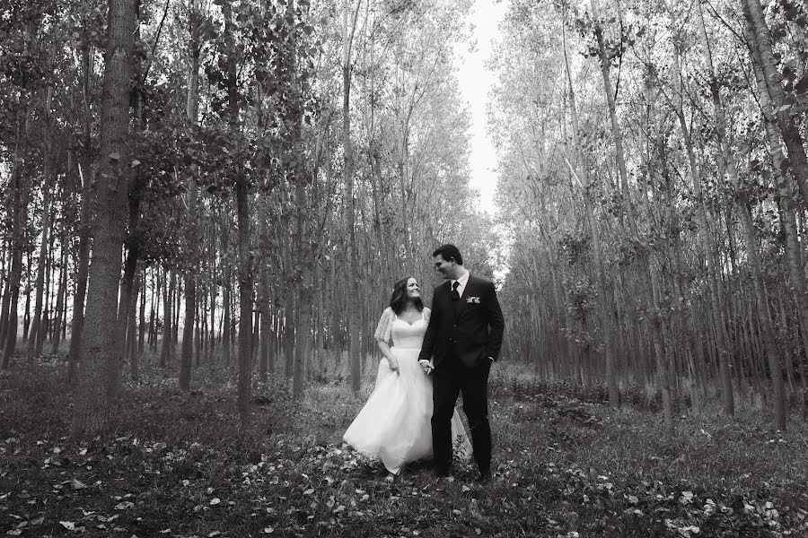 Wedding photographer Gergely Minya (elopewed). Photo of 27 November 2023