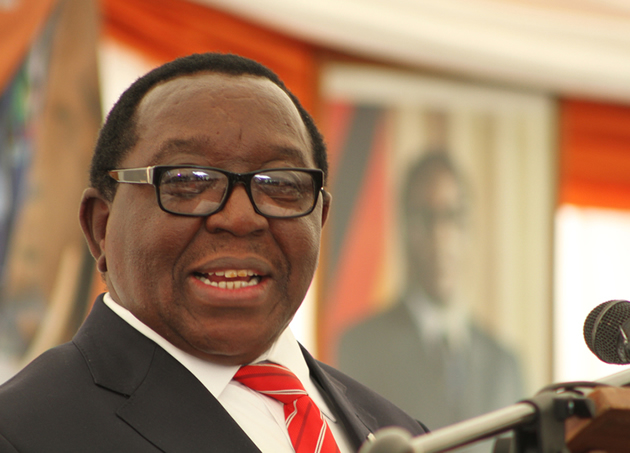 Zimbabwean politician and Zanu-PF spokesperson Simon Khaya Moyo has died.