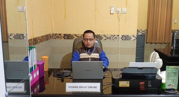 D:JurnalismePA Pulang PisauFoto BeritaDT 2.jpg