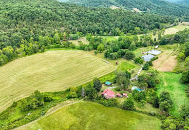 Corps de ferme avec piscine 3