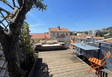 Loft avec terrasse 1