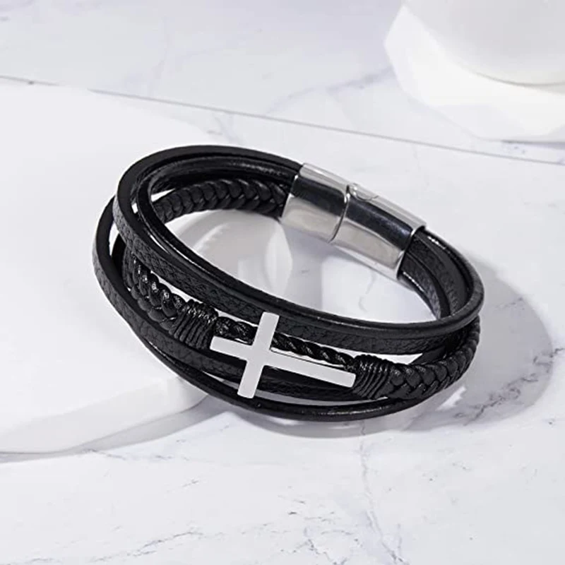Bracelet homme en cuir tressé fait main multicouche un accessoire élégant et durable idéal pour toutes les occasions rehaussant votre style.