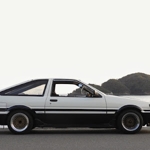 カローラレビン AE86