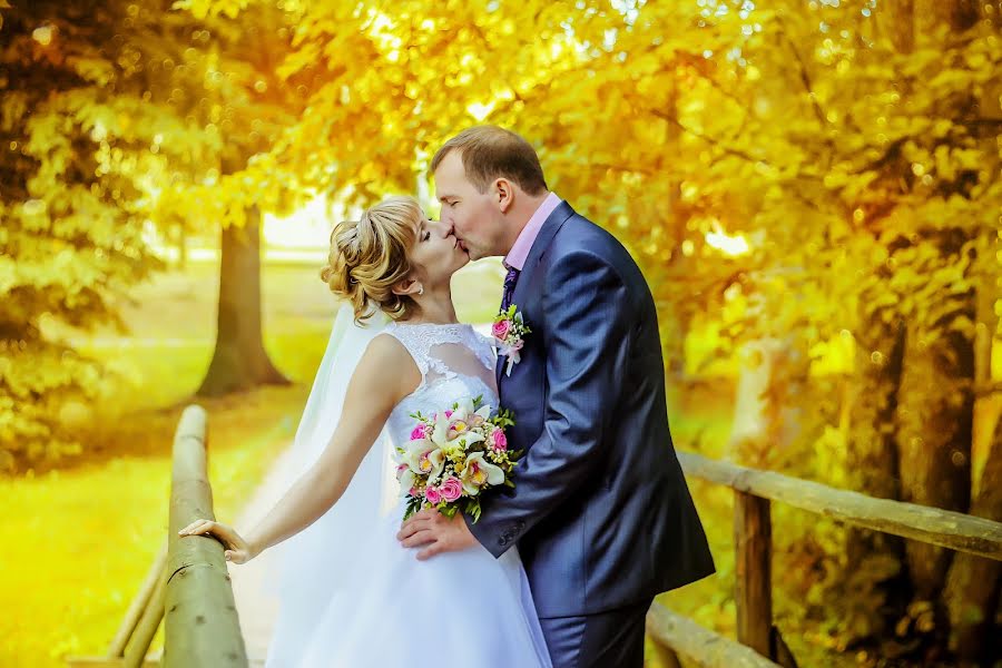 Wedding photographer Oksana Kim (oksana1kim). Photo of 18 September 2015