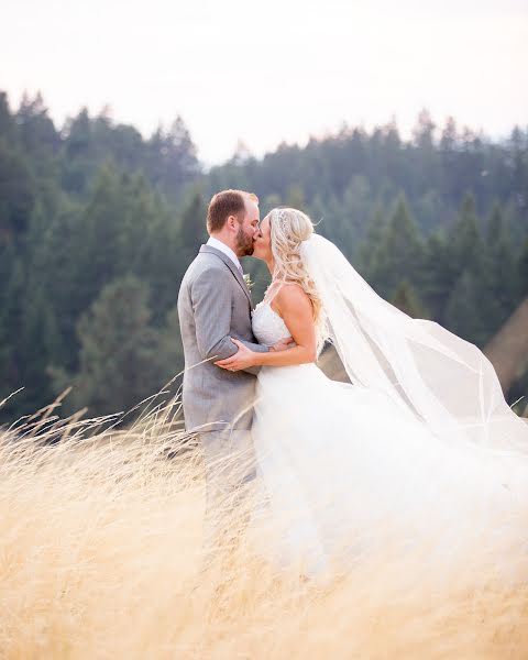 Svadobný fotograf Cassandra Heinzman (heinzman). Fotografia publikovaná 27. apríla 2019