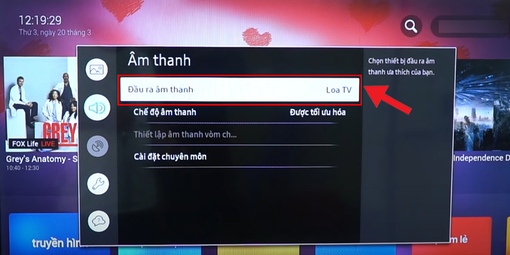 Bạn di chuyển qua và chọn Đầu ra âm thanh