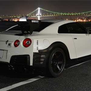 NISSAN GT-R R35