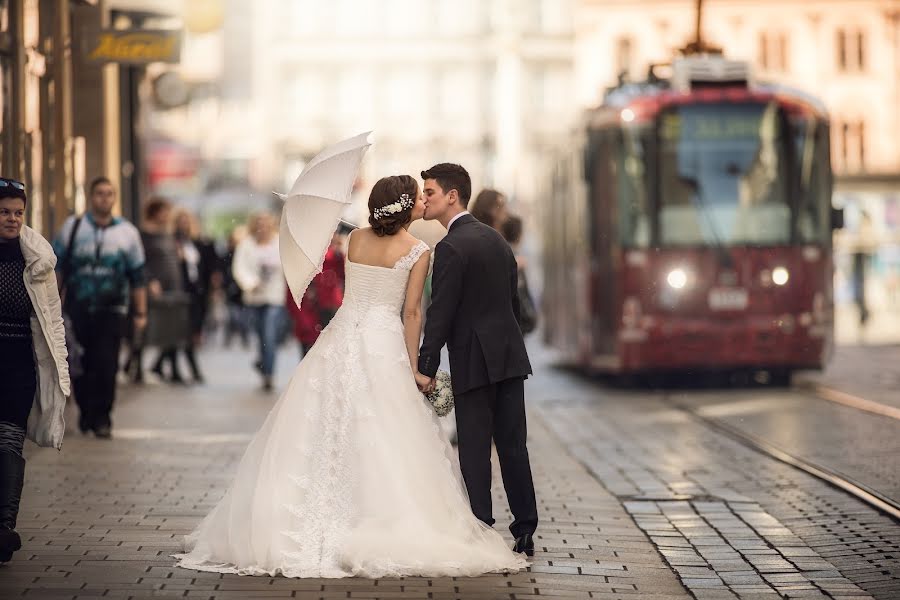 Fotógrafo de casamento Jan Zavadil (fotozavadil). Foto de 27 de outubro 2017