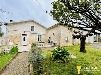 maison à Gémozac (17)