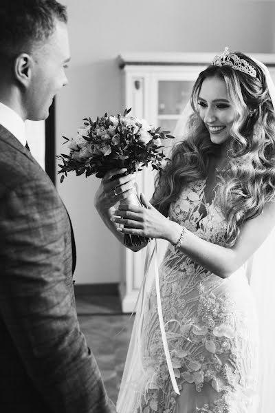 Wedding photographer Olya Bezhkova (bezhkova). Photo of 18 October 2019