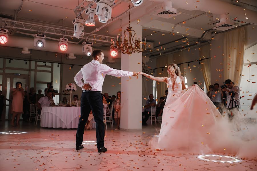 Wedding photographer Emil Isyakaev (emilisyakaev). Photo of 1 July 2018