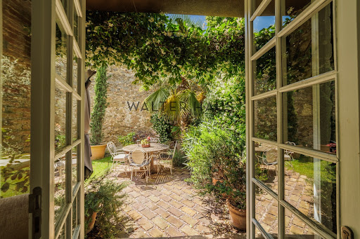 Maison avec piscine et jardin 4