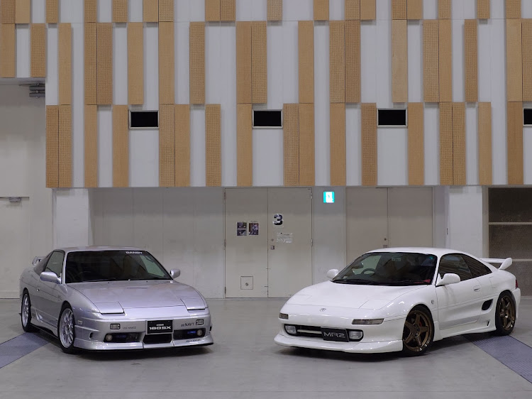 MR2のSnap & Glossy Meet・毎月8日はリトラの日に関するカスタム事例の投稿画像6枚目