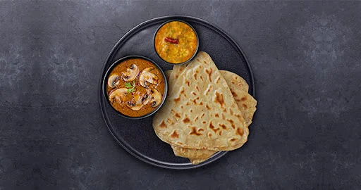 Mushroom Masala - Paratha Thali