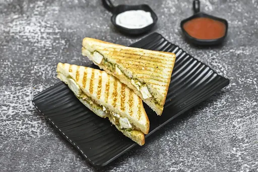 Paneer Takatak Sandwich