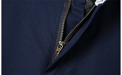 Title 15, Solid color straight trousers