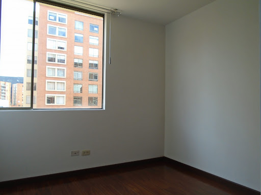 Apartamento En Arriendo - Ciudad Salitre, Bogota