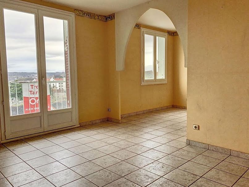 Vente appartement 4 pièces 77 m² à Montluçon (03100), 35 000 €
