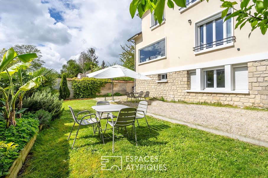 Vente maison 6 pièces 230 m² à Saint-maur-des-fosses (94100), 1 097 000 €