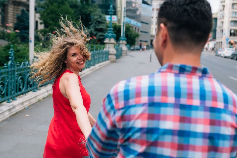 Fotograful de nuntă Alex Pasarelu (belle-foto). Fotografia din 23 iunie 2019