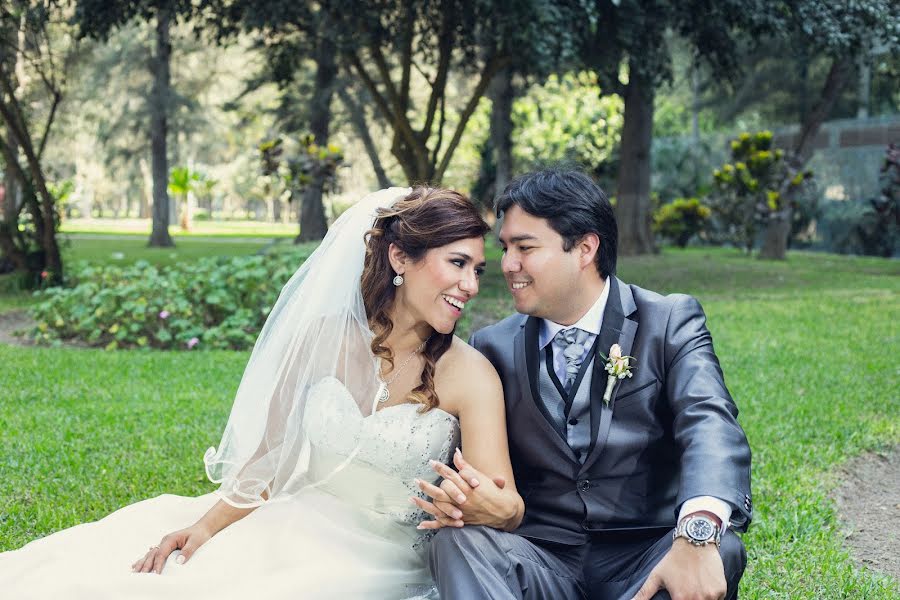 Fotógrafo de casamento Bertin Tejada (berticool). Foto de 24 de outubro 2019