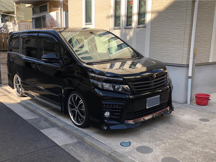 ヴォクシーの洗車日和☀・洗車に関するカスタム事例の投稿画像1枚目