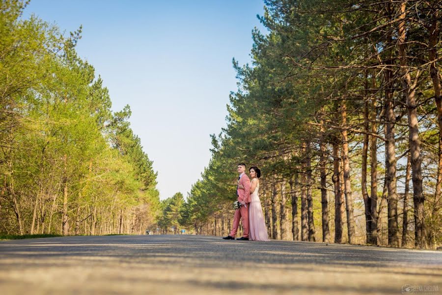 Fotograf ślubny Elena Chislova (helenaphoto). Zdjęcie z 2 października 2019