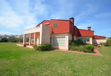 Villa with terrace 4