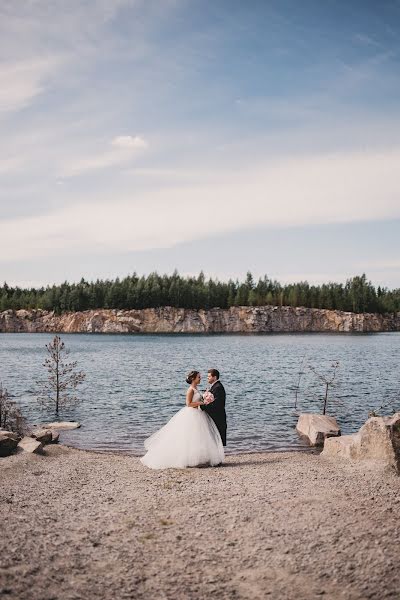 Fotógrafo de casamento Samu Lehtinen (samulehtinen). Foto de 24 de dezembro 2018