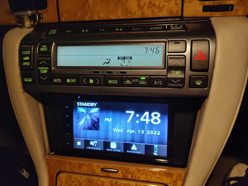 ソアラのuzz40・sc430・ディスプレイオーディオ・KENWOOD