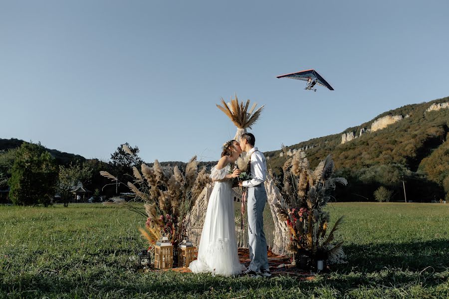 Wedding photographer Viktor Krutickiy (krutitsky). Photo of 8 December 2021