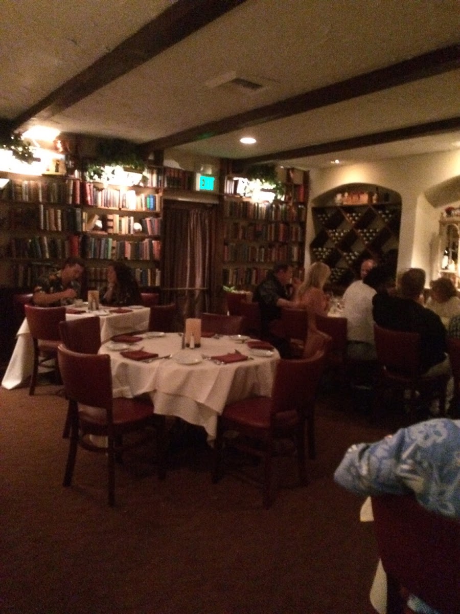 Luciana's cozy atmosphere. Photo by Cg.