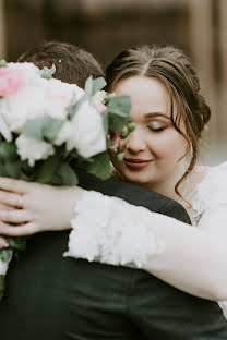 Fotografo di matrimoni Oleg Kuzhelev (olegkuzhelev). Foto del 10 aprile 2023