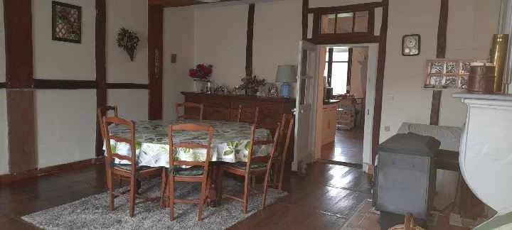 Vente propriété 10 pièces 298 m² à Laheycourt (55800), 153 000 €