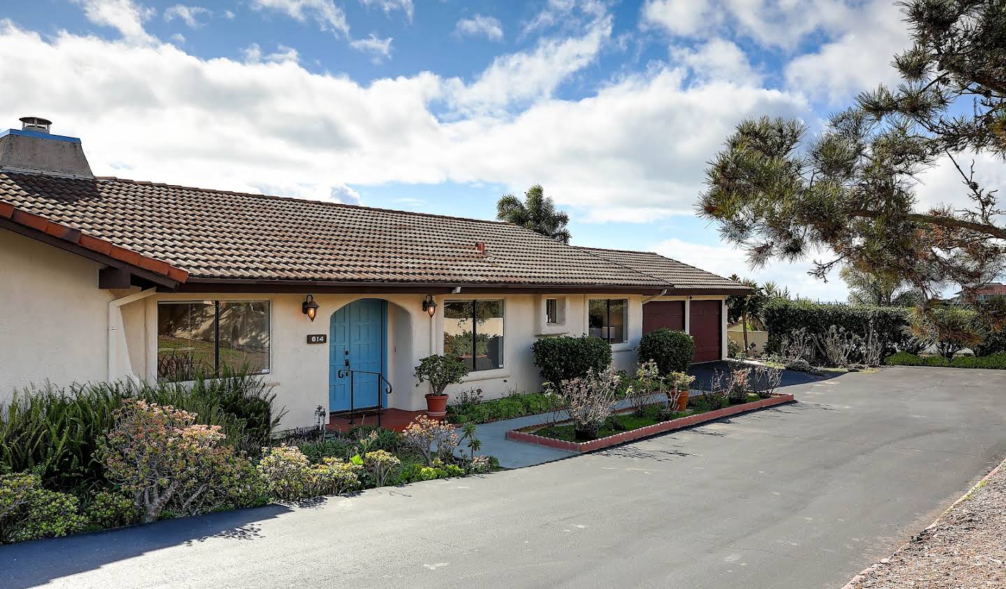 House with garden Santa Barbara