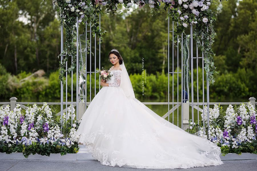 Fotógrafo de casamento Farkhat Toktarov (fart777). Foto de 18 de julho 2018