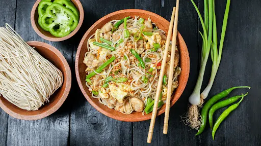 Chicken Hot Garlic Soft Noodles