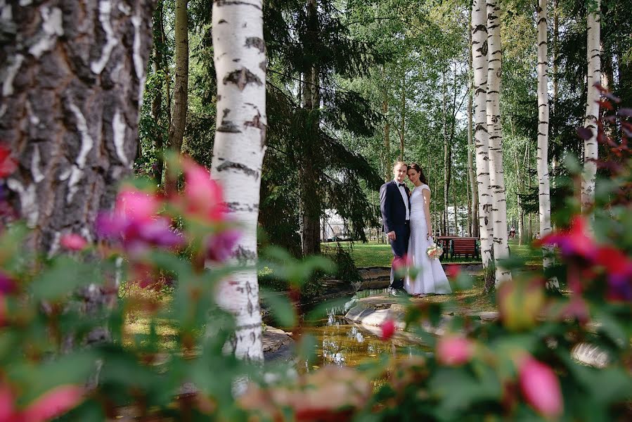 Fotografo di matrimoni Darya Miroshnikova (akta). Foto del 6 novembre 2015