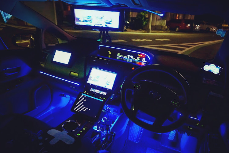プリウスαの過去愛車・DIY・過去の愛車紹介・ドレスアップカー・usdmに関するカスタム事例の投稿画像4枚目