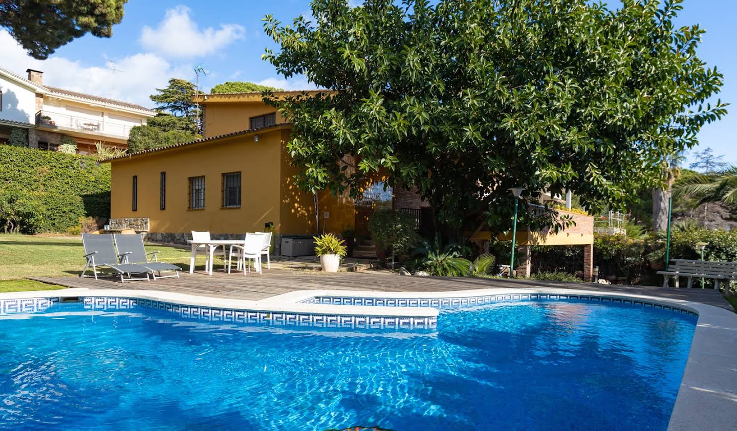 Maison avec piscine et jardin Vilassar de Dalt