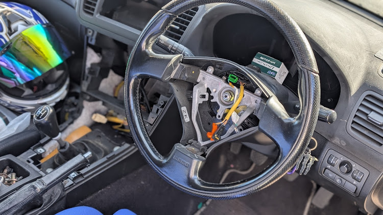 レガシィツーリングワゴンの車売りますに関するカスタム事例の投稿画像1枚目
