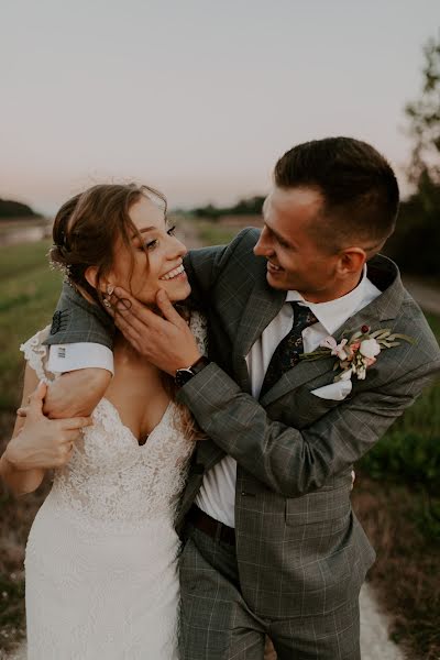 Fotógrafo de bodas Magdalena Kleszczyńska (emframes). Foto del 12 de julio 2021