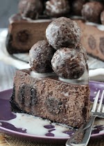 Chocolate Donut Hole Cheesecake was pinched from <a href="http://www.lifeloveandsugar.com/2014/08/20/chocolate-donut-hole-cheesecake/" target="_blank">www.lifeloveandsugar.com.</a>