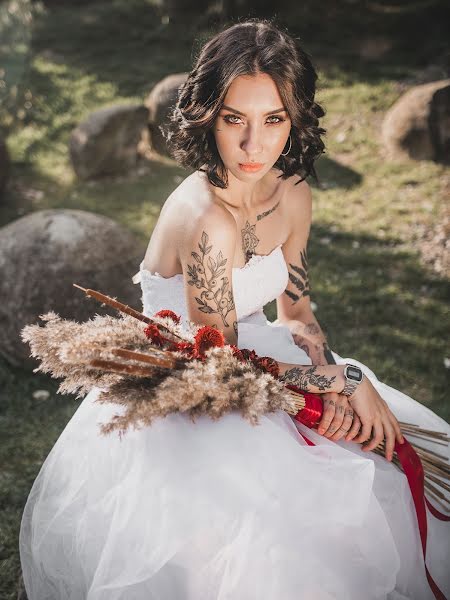 ช่างภาพงานแต่งงาน Yuliya Grunina (grrrunina) ภาพเมื่อ 22 พฤศจิกายน 2019