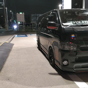 ハイエース
