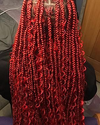 Dyed bohemian knotless braids