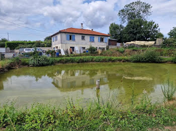 maison à Saint-Paul-en-Gâtine (79)